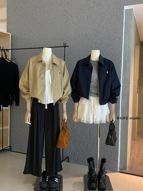 Женски бродиран бейзболен жакет с лаперова яка, дълги ръкави, права кройка, корейски стил