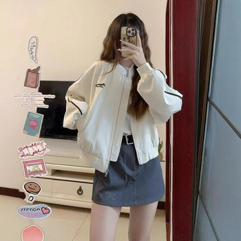 Дамско бейзболно яке със свободен силует, бейзболна яка, цип, полиестер