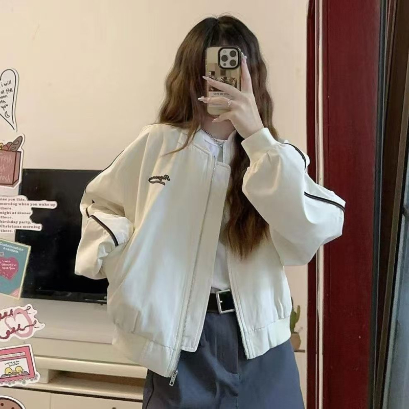 Дамско бейзболно яке със свободен силует, бейзболна яка, цип, полиестер