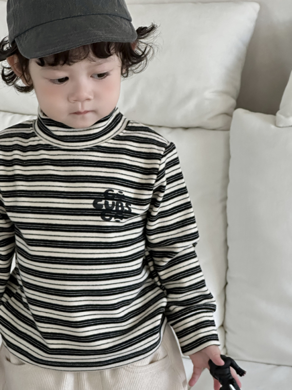 Koreai stílusú téli gyerek felső, csíkos, 95% pamut, kerek nyak