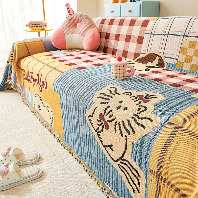 Trysėdžio sofą užvalkalas cartoon stiliumi su doily raštu; raštai: geometriniai, abstraktūs, animacinių filmų gyvūnai; Medžiaga: Six color scarf; Prekės ženklas: Fiber Return