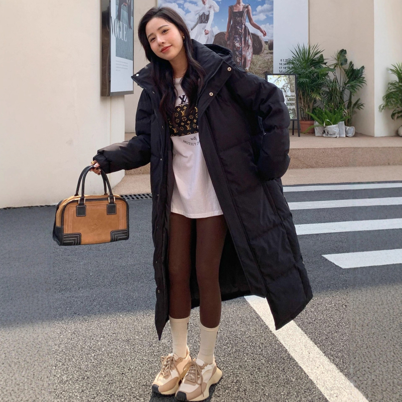 Dámska zimná bunda s perím, dlhá po kolená, s kapucňou, hrubá, biely kačací down 86–90% obsah, 201–300 g výplň, zima 2025