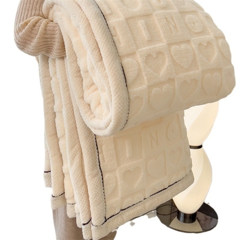 Tafta antklodė su širdies formos raštu, poliesterio audinys, tinkama visiems sezonams