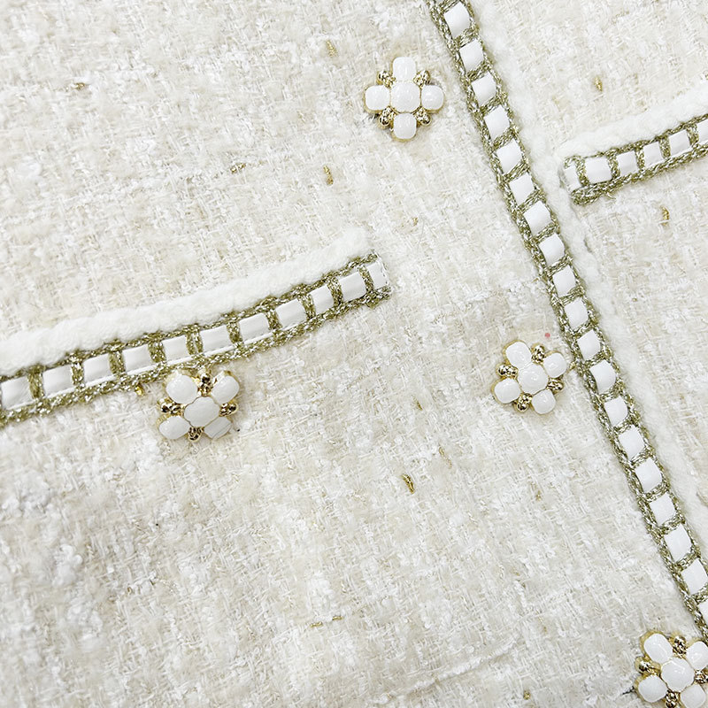 Prešívaná bunda s husacím páperím, obsah páperia 91–95%, hrubý vlnený materiál, okrúhly golier, Xiaoxiangfeng štýl, Zima 2025