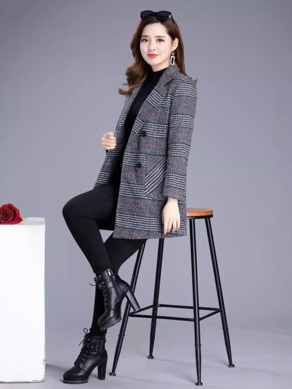 Sievietes vidēja garuma šaura plaid windbreaker jaka ar žaketes stila apkakli, dubultā pogu aizdare, garas piedurknes, vidēja blīvuma, rudens 2024