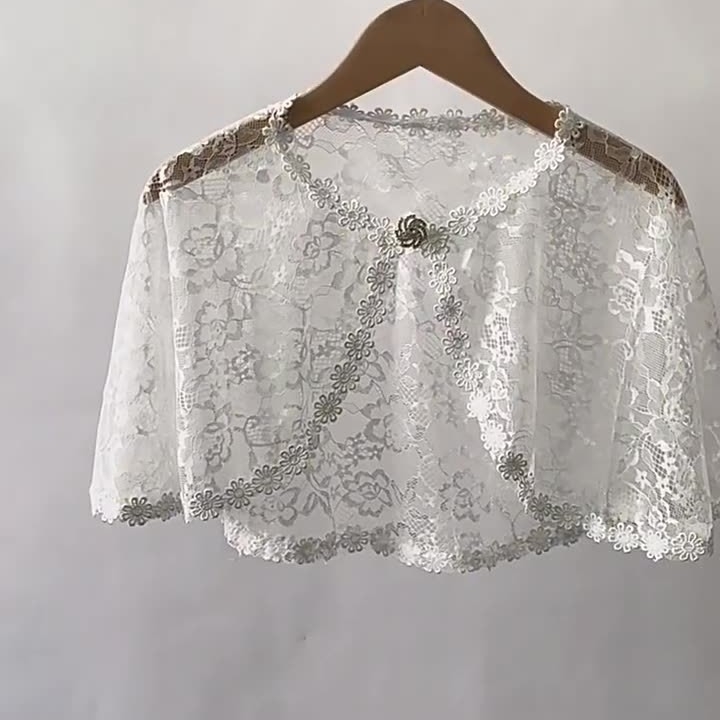 Női csipkés sál-kardigán, könnyű, egyszínű, rövid fazon, dekoratív részlet, tavasz–nyár–ősz.