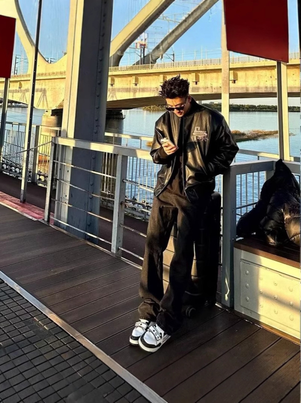 Himovani PU kožno sako s motivom američkog pokera, hip-hop stil, opuštenog kroja, baseball ovratnik, jednostruko kopčanje