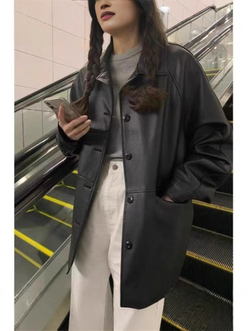 Moteriška imitacinės odos striukė, retro stilius, laisvas kirpimas, ruduo 2025, poliesterio audinys