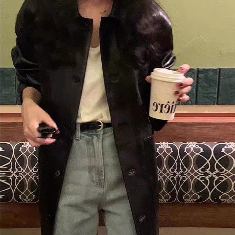 Moteriška imitacinės odos striukė, retro stilius, laisvas kirpimas, ruduo 2025, poliesterio audinys