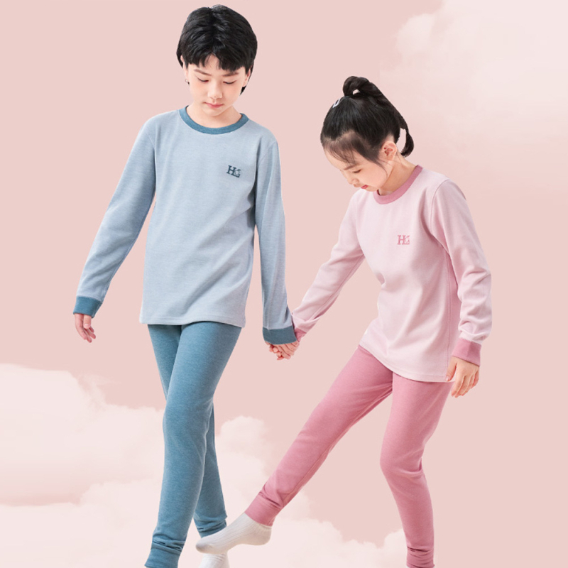 Dječji termalni set za bazni sloj — majica s okruglim vratom i hlače, unisex, jesenski uzorak s slovima, smjesa poliestera 88,2%