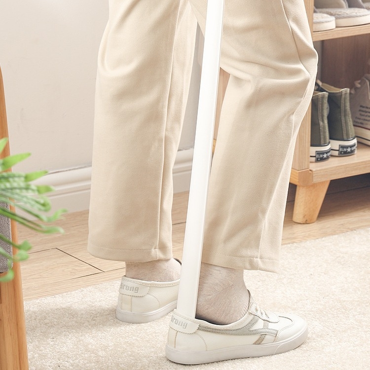 Magnetski obućarski štapić s dugim držačem za starije osobe i trudnice – kućni pomoćnik za obuvanje