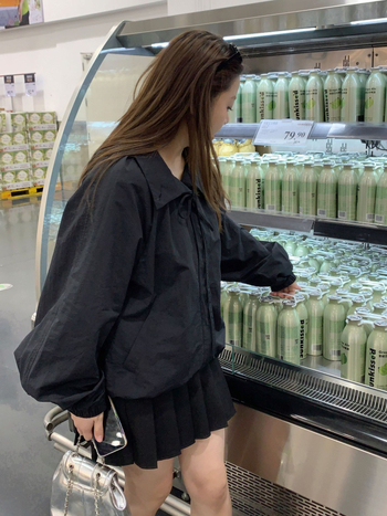 Кардиган-яке Taslan; Яка лапел; Еднобортно закопчаване; Дълги ръкави; Свободен силует