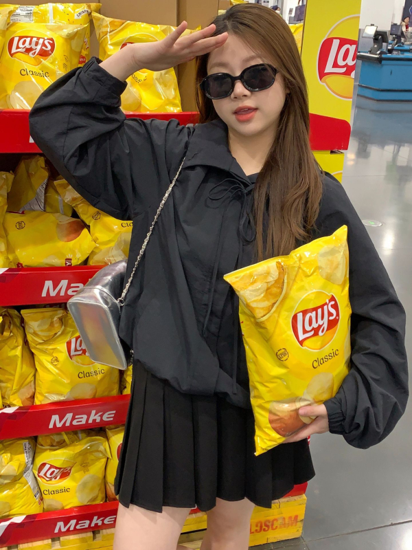 Кардиган-яке Taslan; Яка лапел; Еднобортно закопчаване; Дълги ръкави; Свободен силует