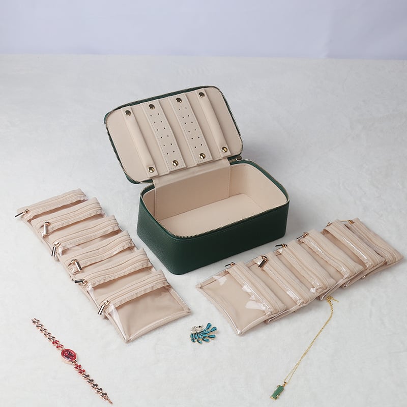 Rotaslietu kastīte, modelis SMZ-095, materiāls Cortex, stils neformāls, cietība: mīksta, raksts vienkāršs