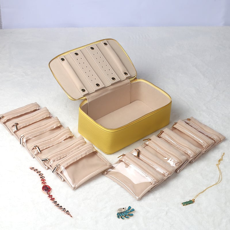 Rotaslietu kastīte, modelis SMZ-095, materiāls Cortex, stils neformāls, cietība: mīksta, raksts vienkāršs