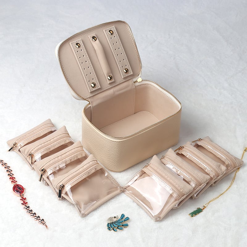 Rotaslietu kastīte, modelis SMZ-095, materiāls Cortex, stils neformāls, cietība: mīksta, raksts vienkāršs