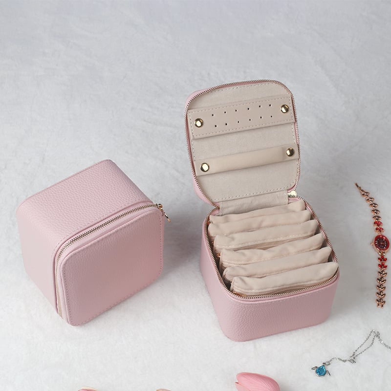 Rotaslietu kastīte, modelis SMZ-095, materiāls Cortex, stils neformāls, cietība: mīksta, raksts vienkāršs