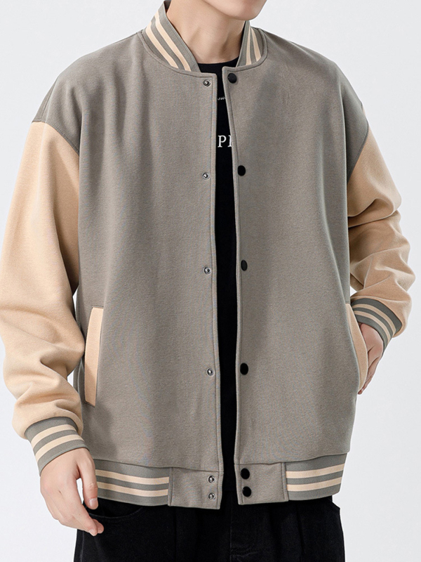 Памучен суитшърт с подплата от полиестер, свободна кройка, без яка, едноредова предна планка, дигитален печат с персонализирано лого.