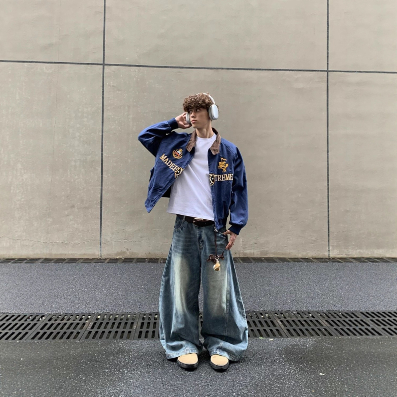 Basebalové sako s golierom s klopou, jednosedové zapínanie, tenká látka, dlhé rukávy, jar a jeseň