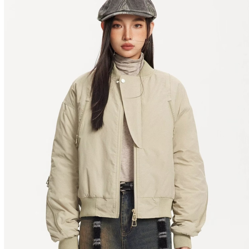 Авиаторско късо яке с бейзболна яка, свободна кройка, цип отпред, полиестерна тъкан