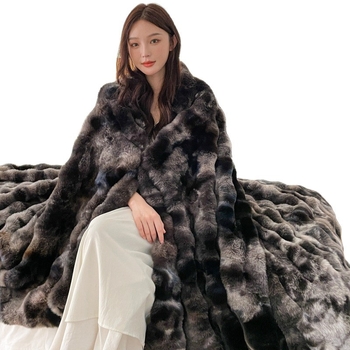 Poliesterio fleece pledė, 1000–1500 g, visiems metų laikams, lengvas prabangos stilius