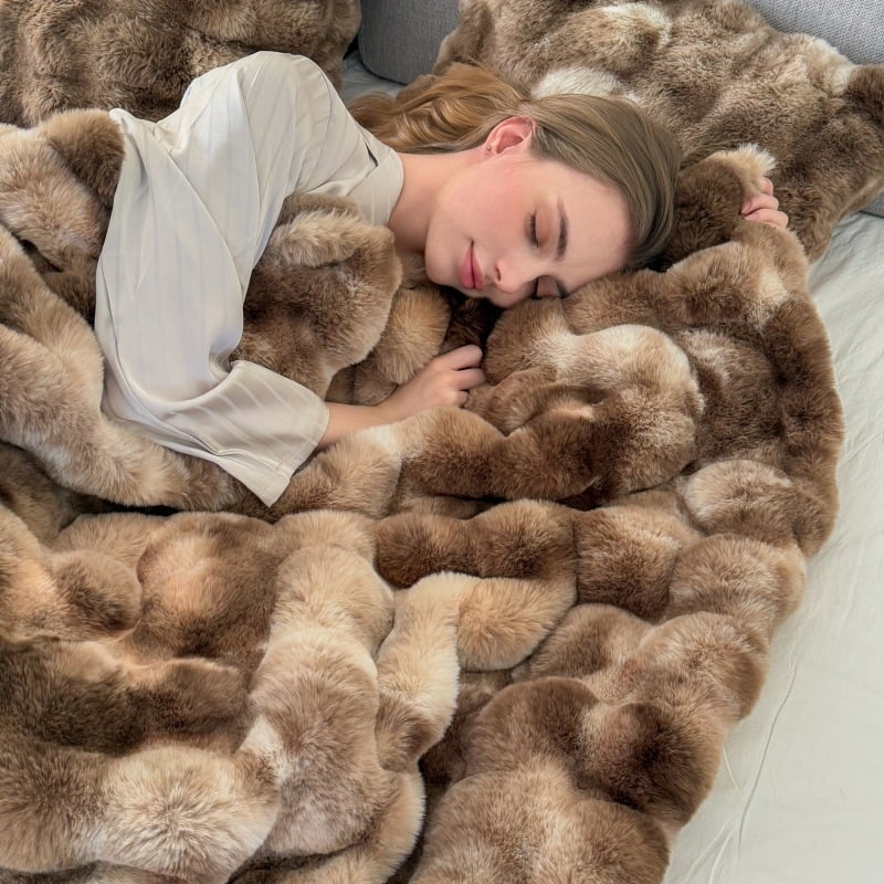 Poliesterio fleece pledė, 1000–1500 g, visiems metų laikams, lengvas prabangos stilius