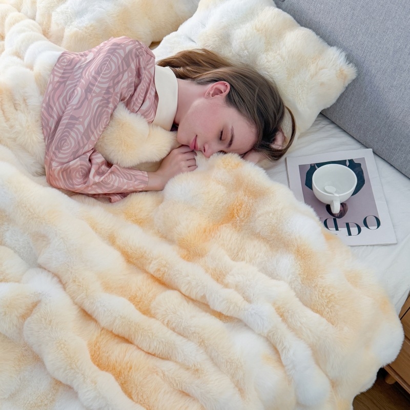 Poliesterio fleece pledė, 1000–1500 g, visiems metų laikams, lengvas prabangos stilius