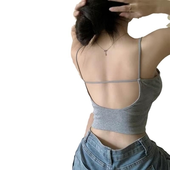 Безгръбов потник с подплънки за бюста – чист памук, без презрамки, пълна чашка, тънък формован профил, стил жилетка