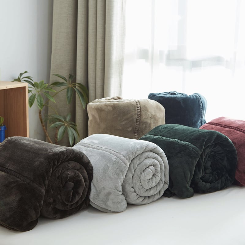 Raschel pledas — vienos spalvos, svoris iki 300 g, visoms sezonoms, Poetry Moon Silk