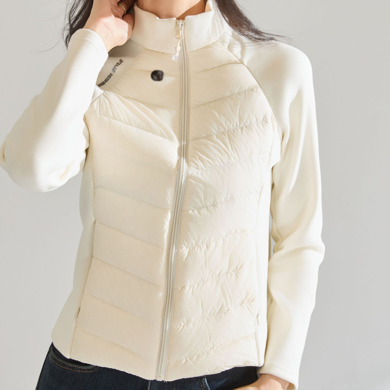 Páperová bunda (kačacie páperie 86–90%, úzky strih, stojací golier, zips)