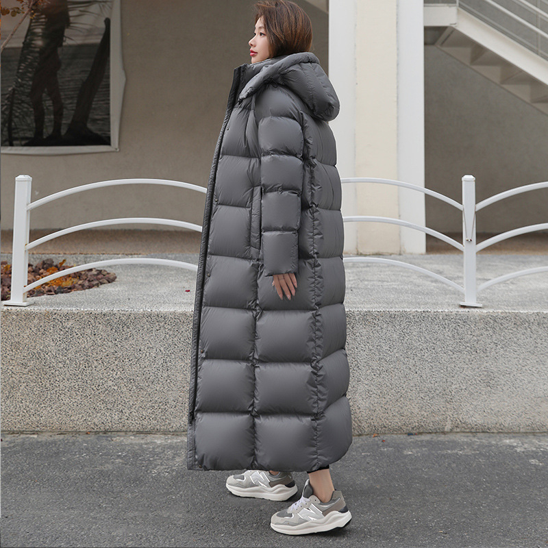 Love Damon dámska bunda s kapucňou, dĺžka nad kolená, výplň kačacím perím, kasmír 91–95%, polovičný golier