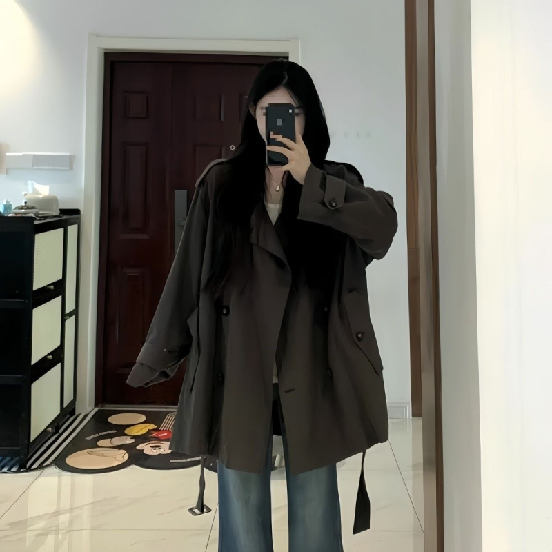 Sieviešu īsa brīvā Chenille vējjaka ar 90–95% Spandexu, žaklīša tipa apkakle, garas princeses piedurknes, pogu dekorācijas ar trīsdimensiju dizainu, pavasaris 2025