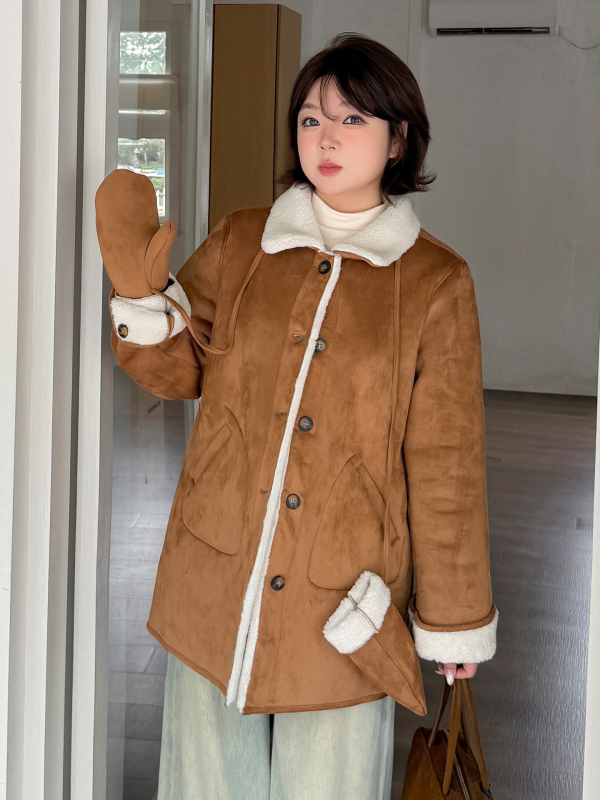 Sieviešu velūra jaka ar integrētu kažoku, ziemas 2025, garš siluets, apkakle, vienrindas pogu aizvēršana