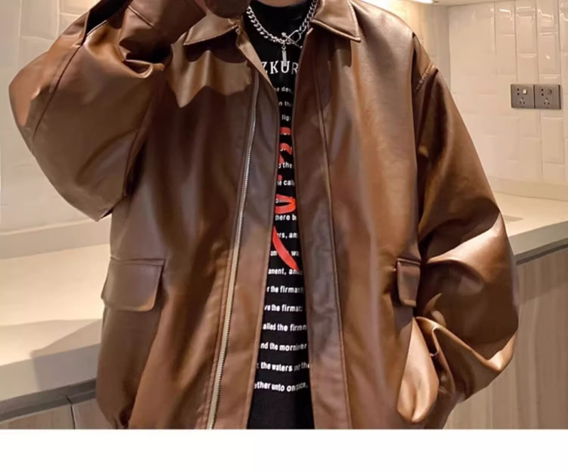 Odinė striukė, laisvas kirpimas, apykaklė su atvartais, užtrauktukas, PU oda