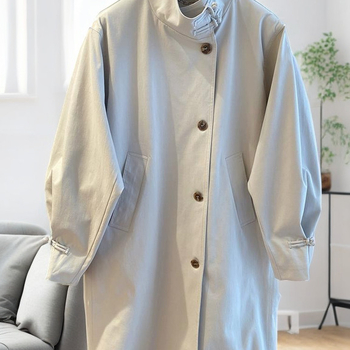 Sievietēm vidēja garuma āra jaka no Chenille auduma ar 50–70% spandeksa, kvadrātveida kakla, princeses piedurknes, Karaliskas māsu stils, pavasaris 2025.