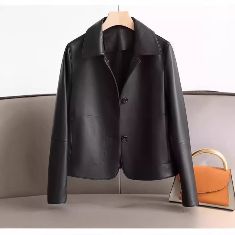 Дамско кожено яке от естествена козья кожа, с яка тип лапел, дълги ръкави, стандартна дължина 50–65 см, есен 2024