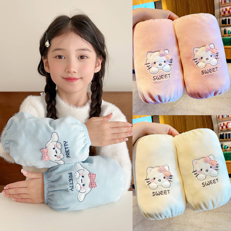 Vaikų rankovių apsauginiai dangteliai – nuo nešvarumų, flanelės pamušalas, siuvinėjimas, karikatūros raštas, amžius 1–8 metai