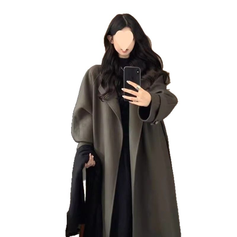 Női Chenille szövet kabát műszőrmés gallérral, hosszú ujjú, egyenes szabás, középméretű hossz (80–100 cm), téli szezon 2025