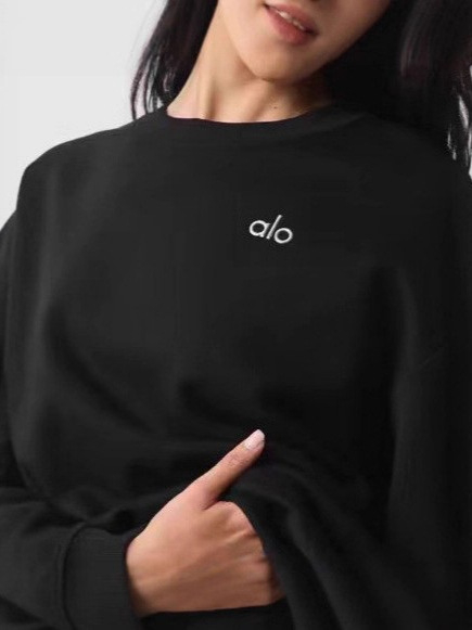 Женски комплект суитшърт с бродиран логотип, топ с кръгъл деколте и дълги панталони (есен 2025; бат-рукав; полиестер 80-90%)