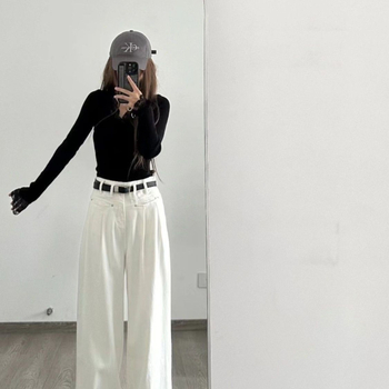 Poliester T-shirt s dubokim V‑izrezom, dugi rukavi, mašna uzorak, kolage/spajanje tehnika, 90–95% poliester