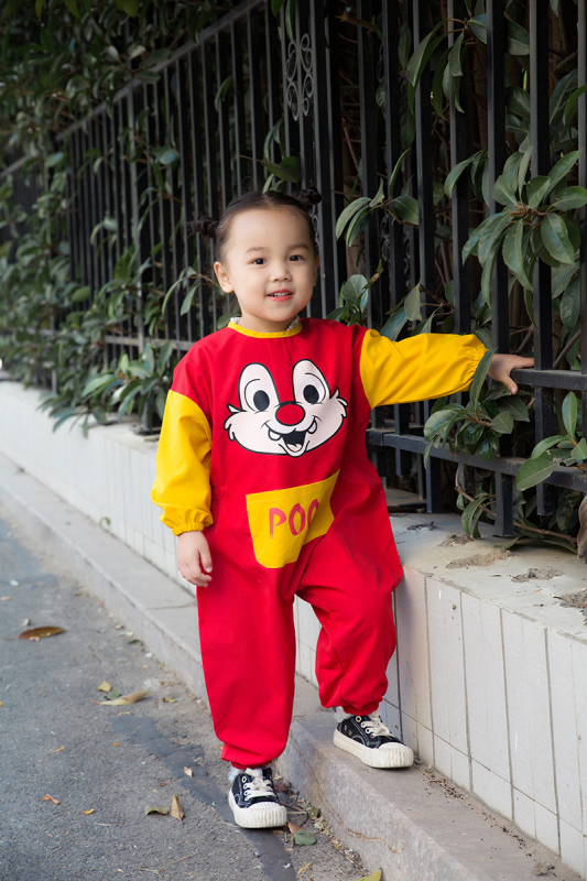 Gyermekeknek szóló vízálló egyrészes overál hosszú ujjú, rajzfilm mintával, 100% poliészter, Anbei Child márka, biztonsági osztály A