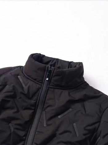 Muški zimski kaput od pamuka s punjenjem od pamuka, podstavljeno fleeceom, otporan na vjetar, kapuljača, stojeći ovratnik, džepovi sa zipom