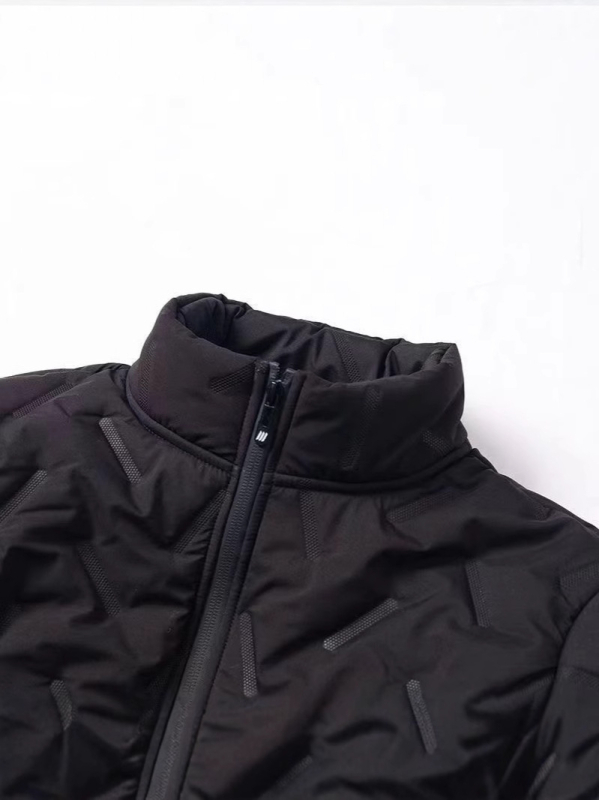 Muški zimski kaput od pamuka s punjenjem od pamuka, podstavljeno fleeceom, otporan na vjetar, kapuljača, stojeći ovratnik, džepovi sa zipom