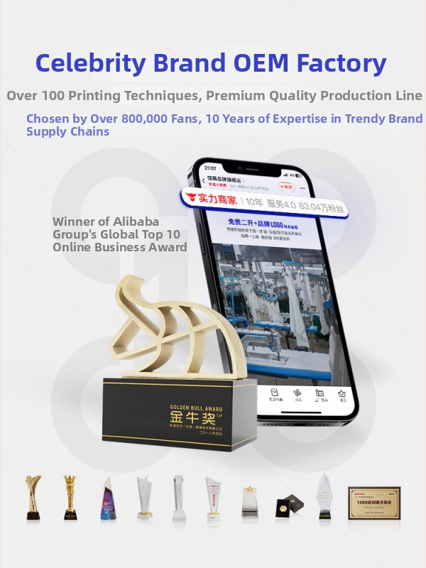 Bunda s stojacim golierom, zipsom, voľný strih, bočné vrecká, jednofarebný polyester 100% s podšívkou 100%, jeseň 2025