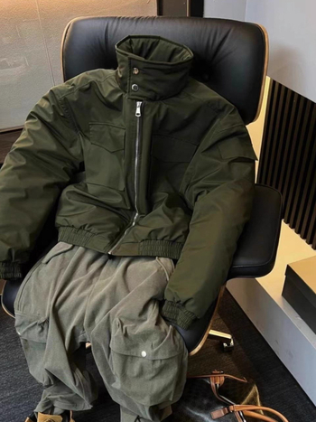 Bomber jakna sa stojećim ovratnikom, zatvaračem, debela izolacija, poliester punilo