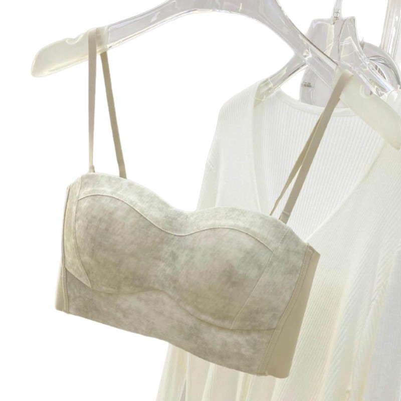 Bezšivni bandeau grudnjak s 3D košaricama, glavna tkanina nylon 70-80%, podstava pamuk 50-70%, odvojive dvostruke naramenice