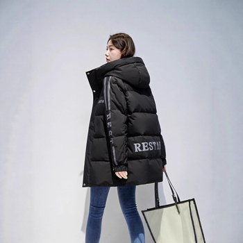 Dámska zimná bunda s kapucňou, strednej dĺžky, hrubá, výplň z kačacieho páperia 81-85%