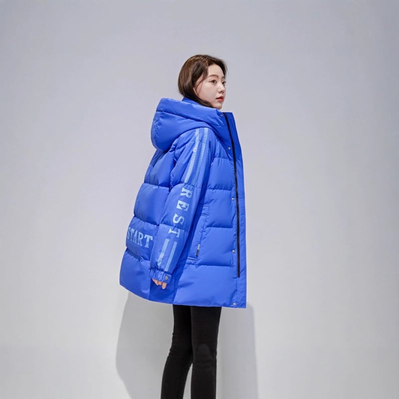 Dámska zimná bunda s kapucňou, strednej dĺžky, hrubá, výplň z kačacieho páperia 81-85%