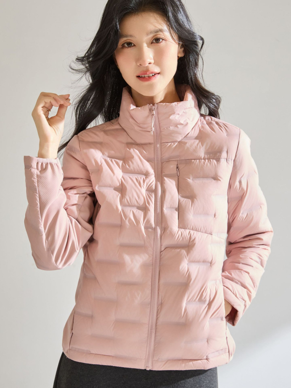 Női tolldzseki, 86–90% kacsatollal, nejlon külső anyag, slim fit, álló galléros zipzárral