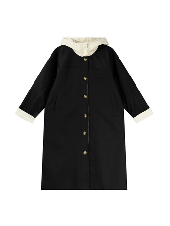 Love kapucnis szélkabát kontrasztvarrással, középméretű hossz, laza szabás, poliészter twill anyag, splice részlet